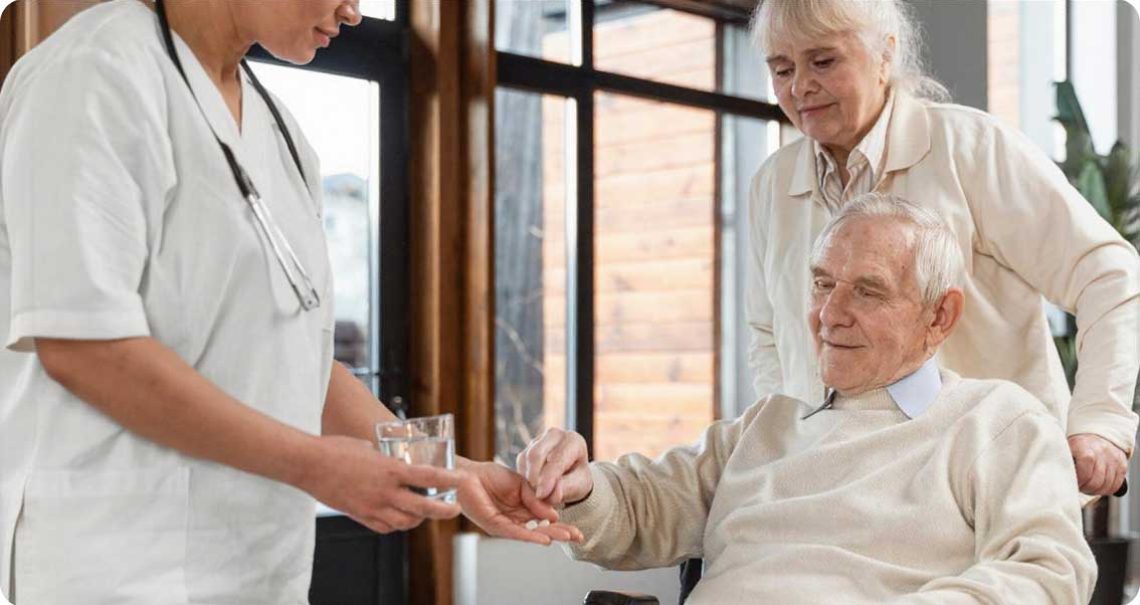 administração de medicamentos para idosos